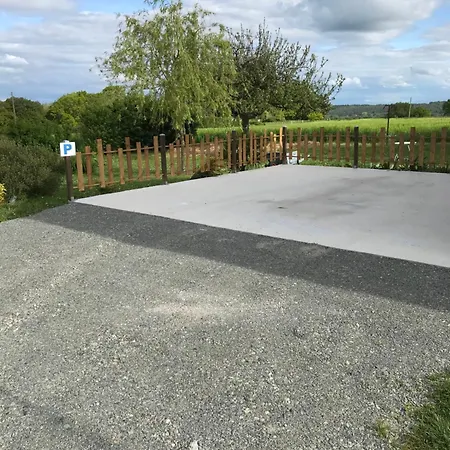 Le Puits De La Montree Bed & Breakfast