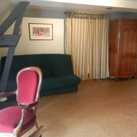 Bed & Breakfast Le Puits De La Montree